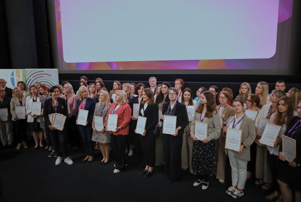 Pracodawcy z certyfikatami podczas gali w Warszawie