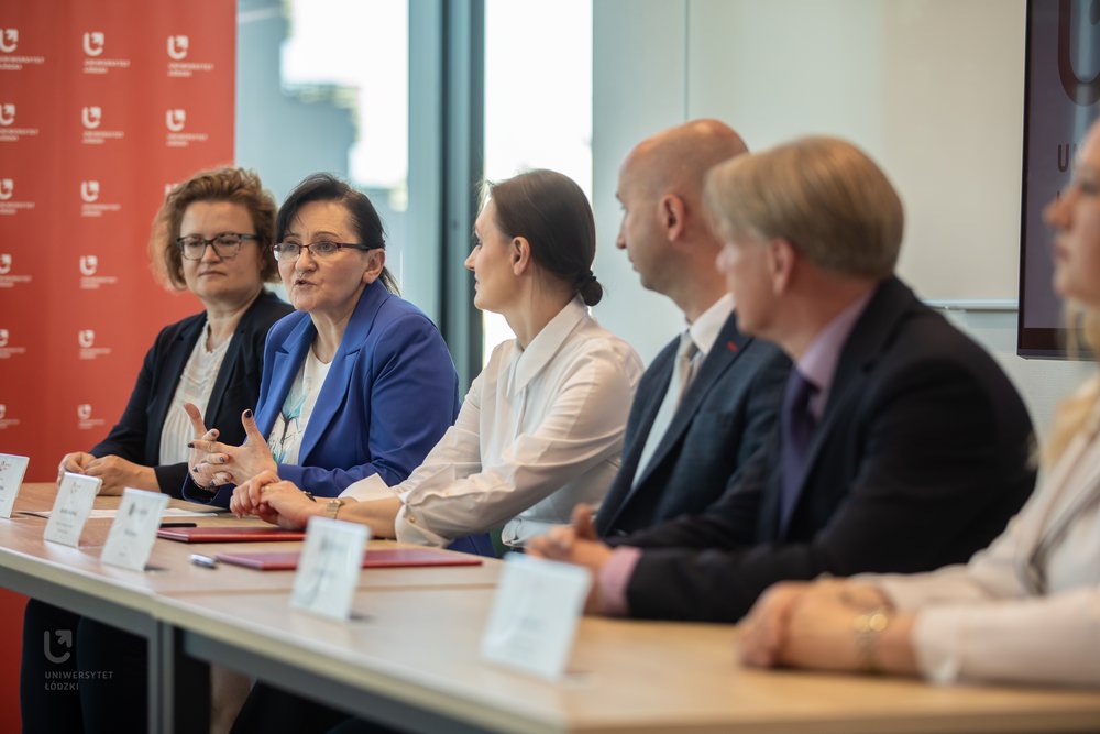 Podpisanie umowy UŁ i SoftArchitect