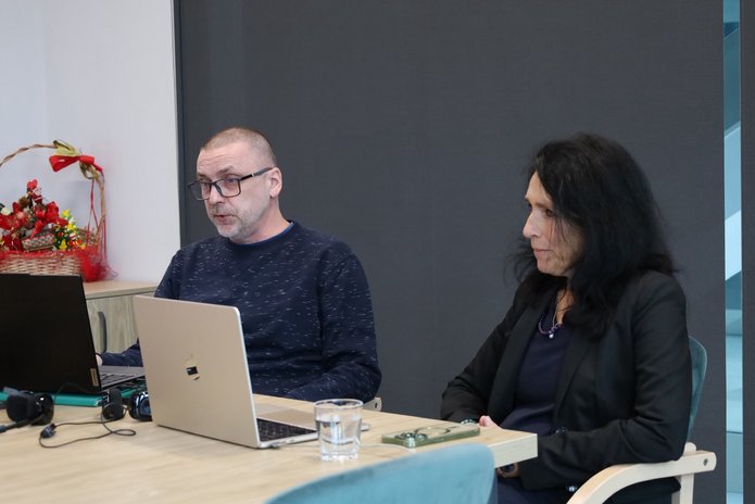 Autoethnography and Dialogue